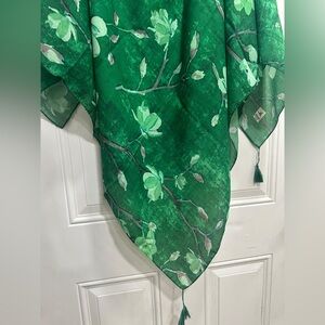 New floral square scarf 52”x52”